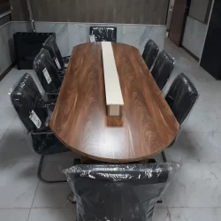 میز کنفرانس