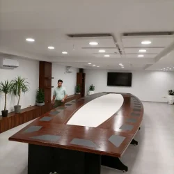 میز کنفرانس